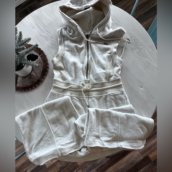 Free People Making It Jumpsuit Size Medium - Picture 3 of 3